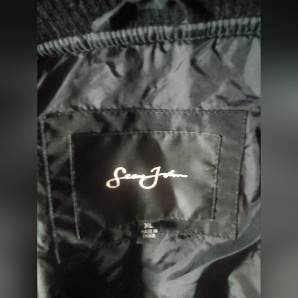 Sean John Bomber - Picture 5 of 10